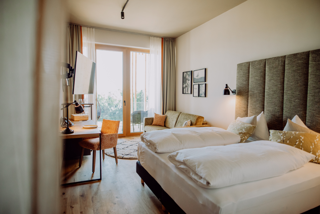 A stylishly furnished room at the Ratscher Landhaus